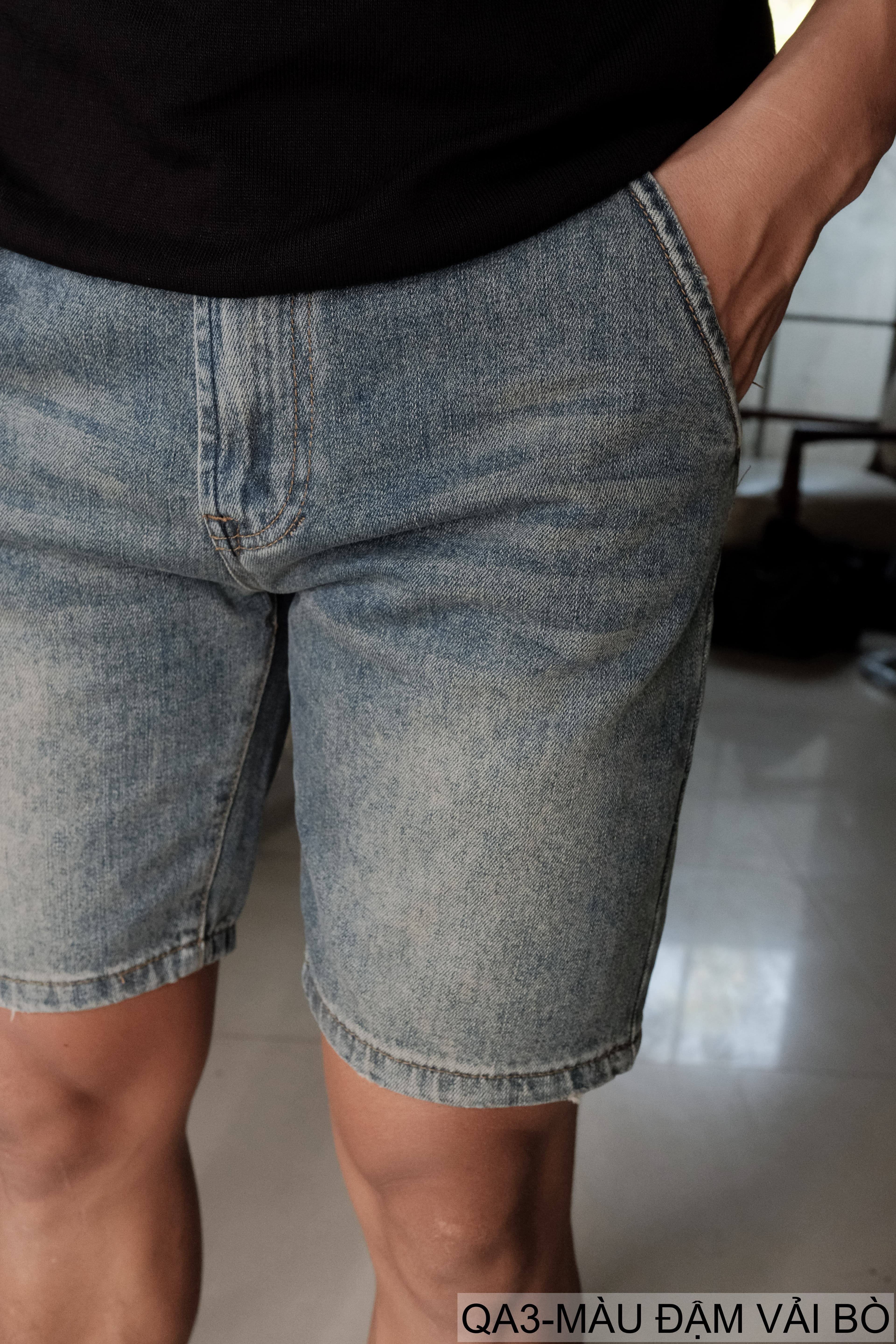 QA3 - Quần short jeans nam ống đứng phong cách Hàn Quốc, màu đậm vải bò, thiết kế túi chèn chéo thời thượng - ảnh 2