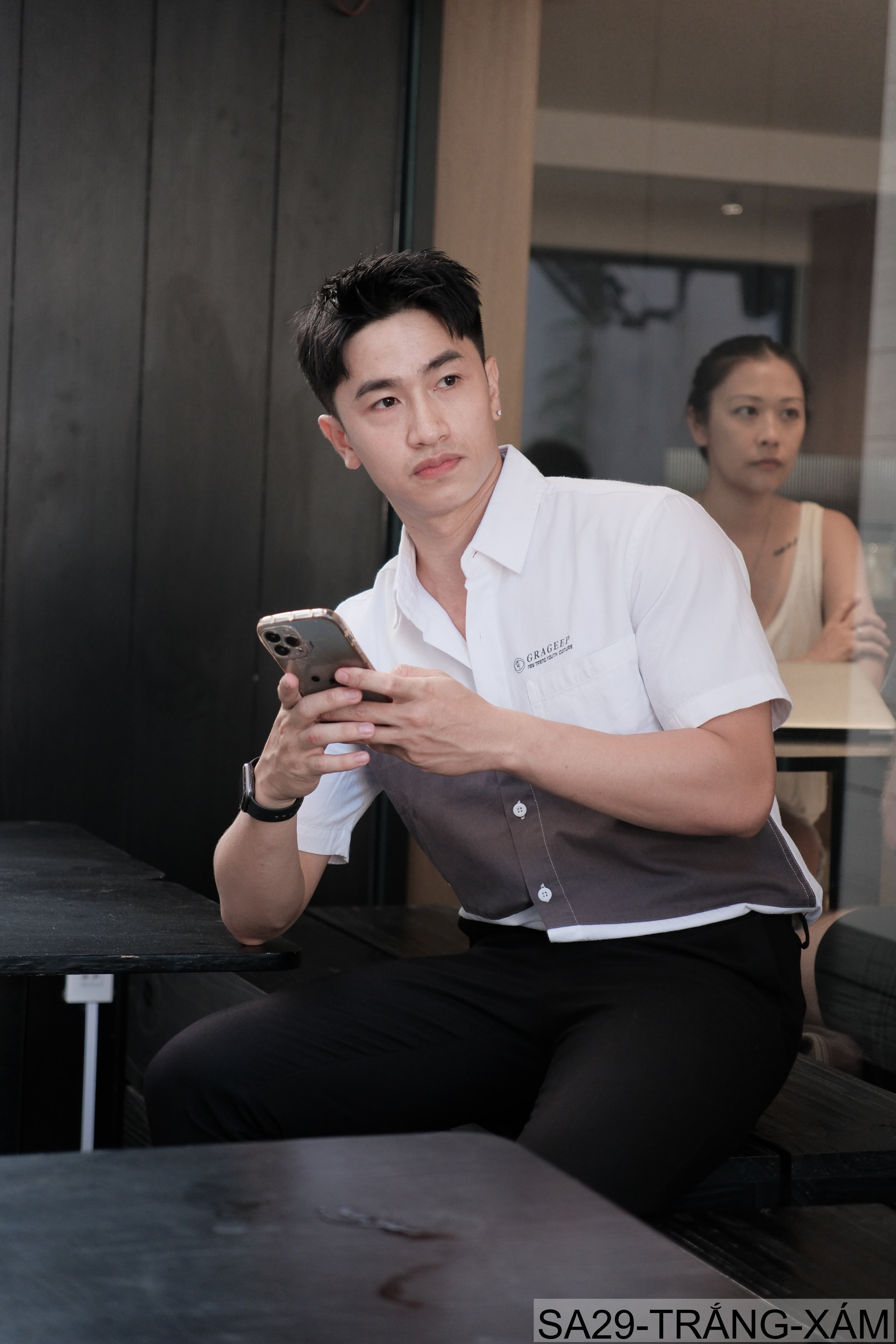 SA29 - Áo sơ mi nam tay ngắn phối màu trắng xám/xanh da trời phong cách Hàn Quốc - ảnh 3