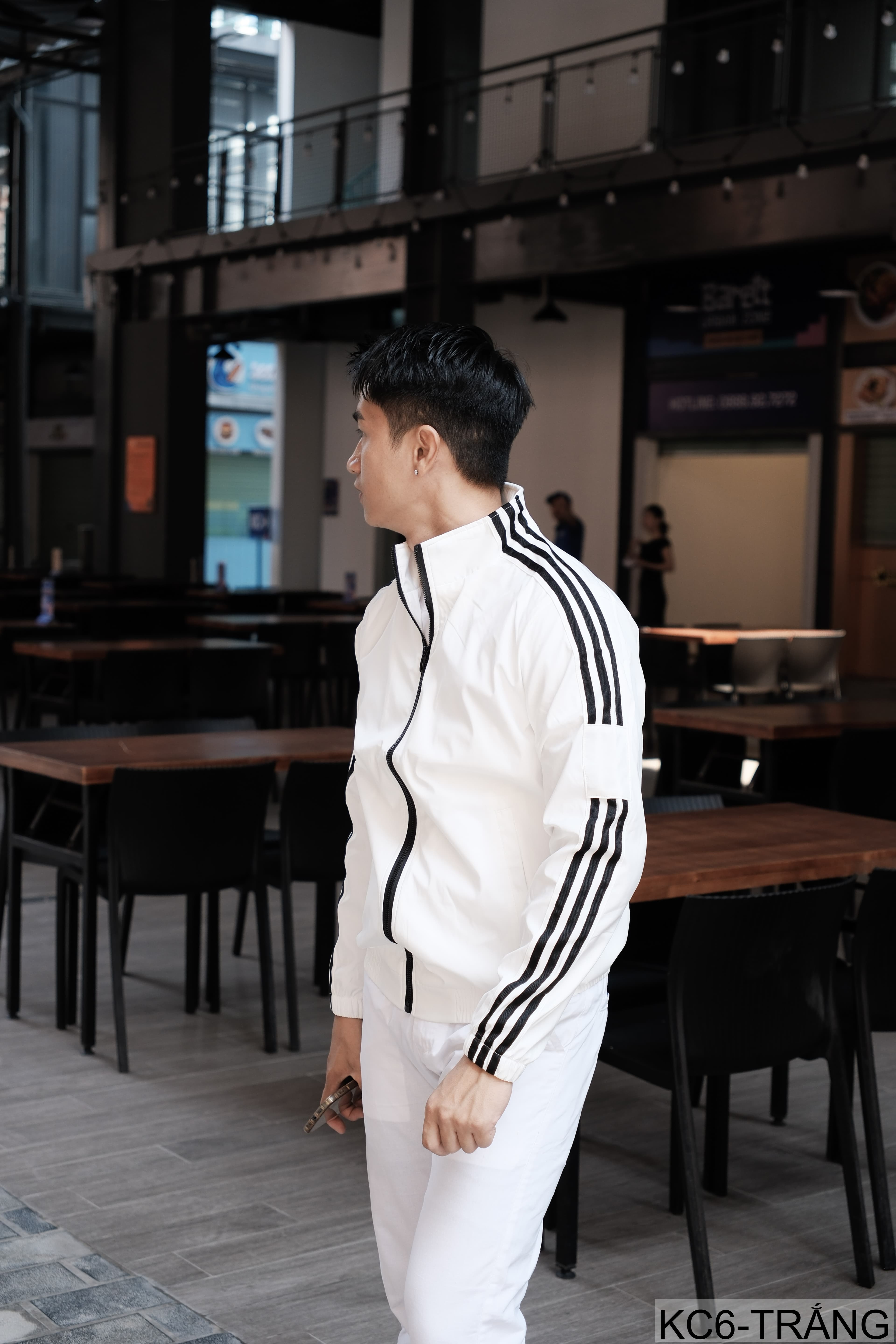 KC6 - Áo khoác nam thể thao cổ đứng tay dài chống mài mòn, thoáng khí, 3 màu trắng xanh lá đen - ảnh 7