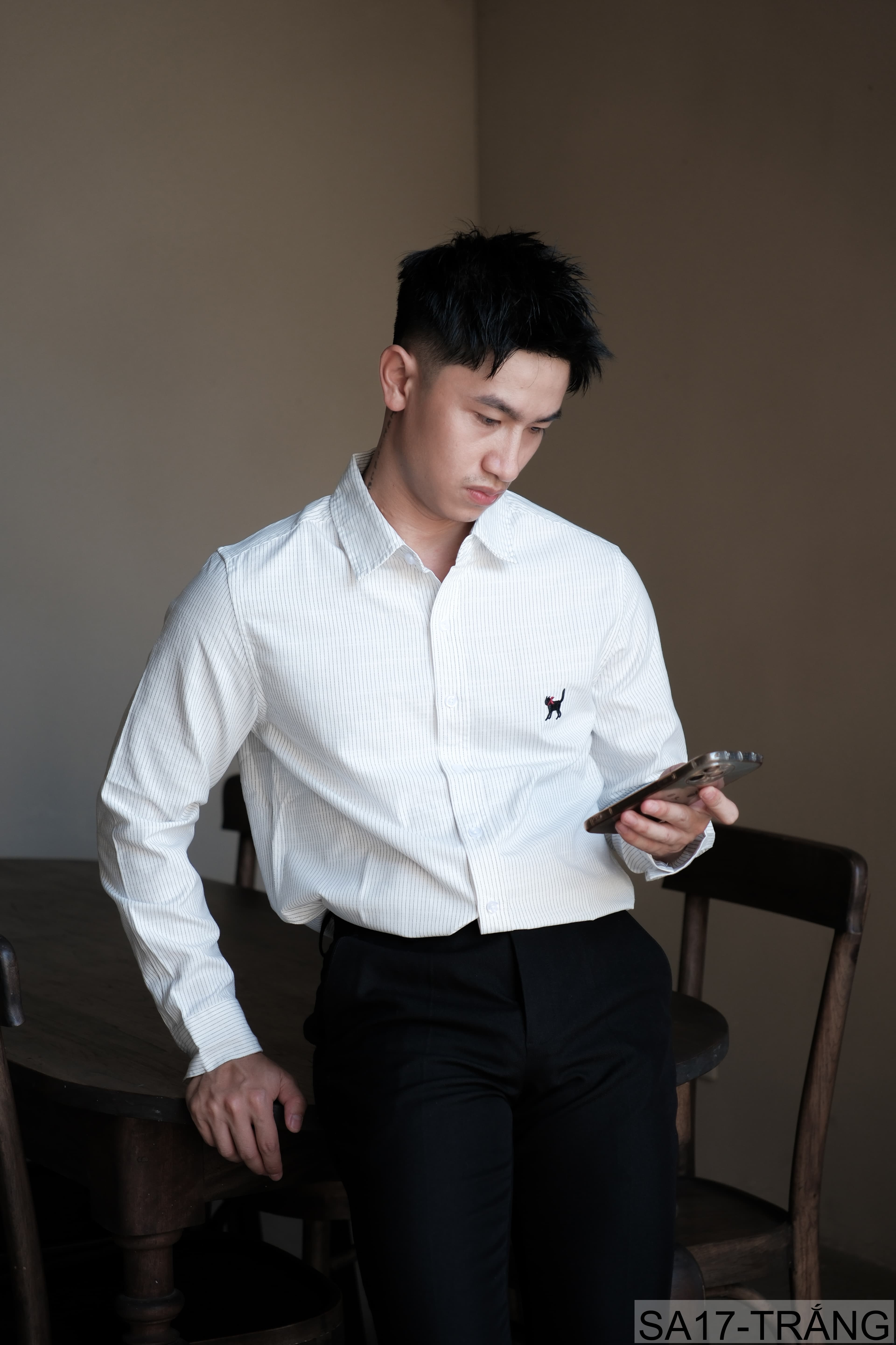 SA17 - Áo sơ mi nam dài tay thêu họa tiết mèo, form rộng, chất cotton 100%, phối sọc thời thượng - ảnh 2