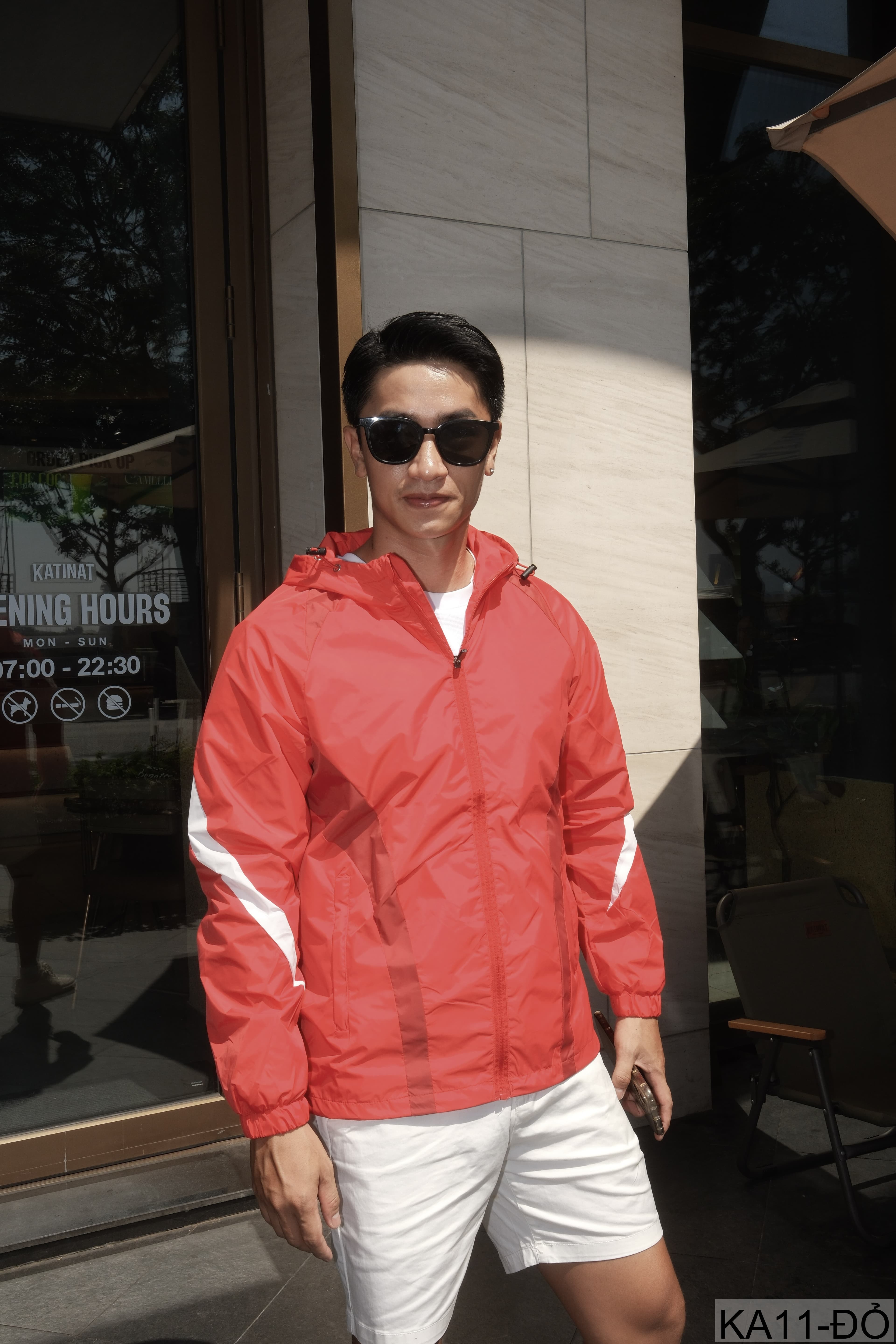 KA11 - Áo gió thể thao nam nữ chống gió chống nước có mũ trùm đầu, thiết kế màu tương phản năng động - ảnh 2