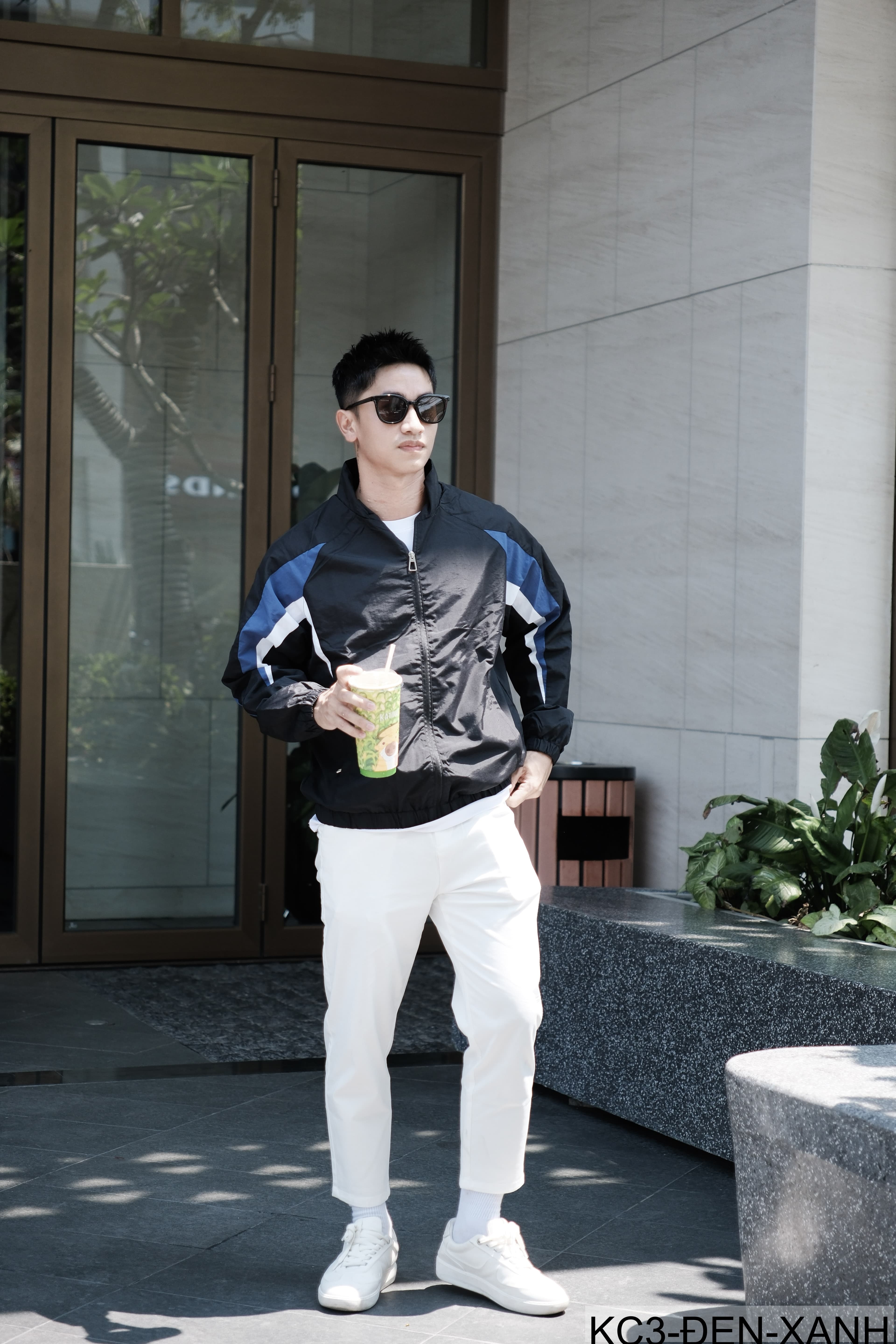 KC3 - Áo khoác nam cổ đứng phối màu năng động, chất polyester thoáng mát, form regular phù hợp xuân thu - ảnh 8