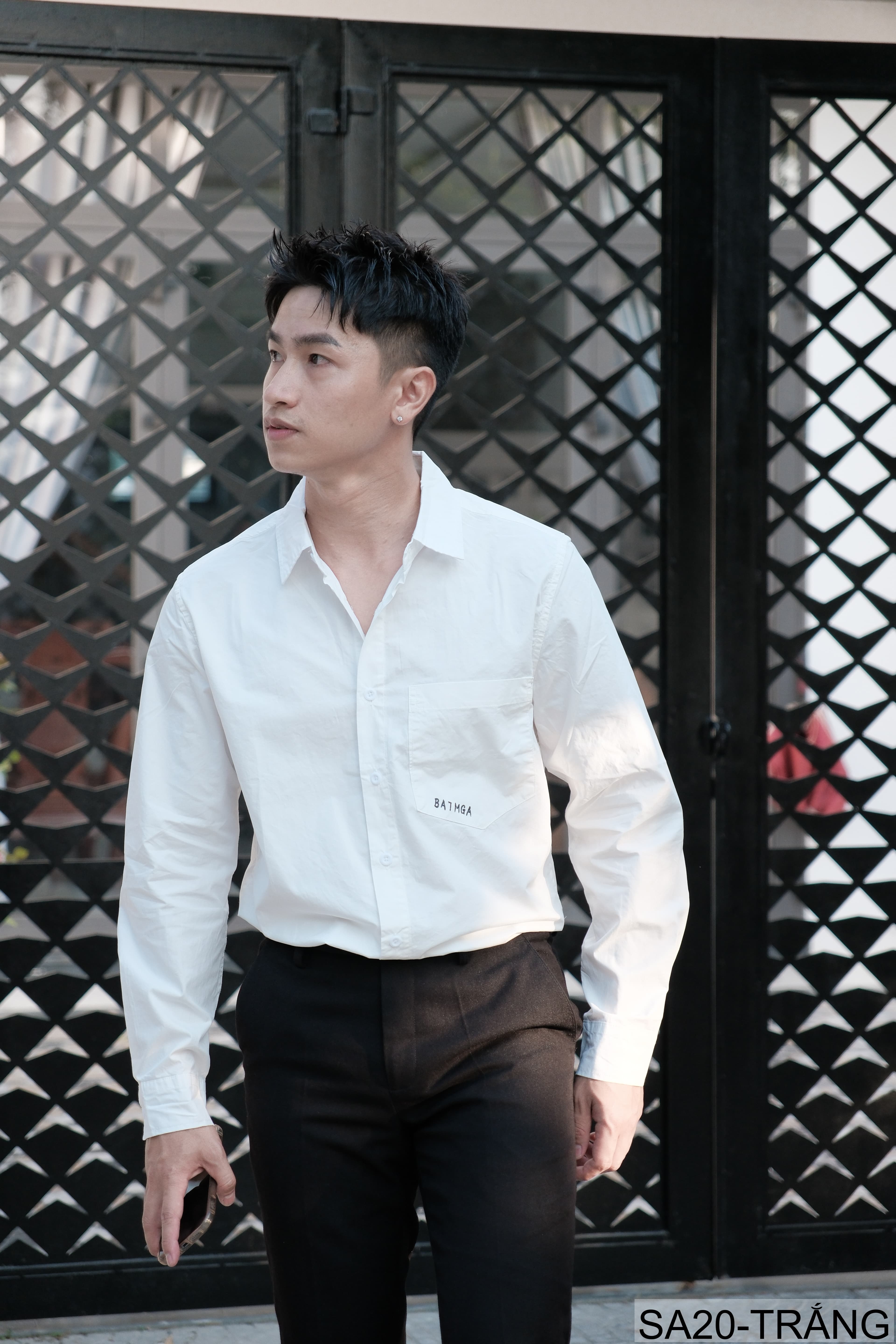 SA20 - Áo sơ mi nam tay dài in chữ BATMGA phong cách Hàn Quốc, chất cotton mềm mại, form rộng rãi - ảnh 2