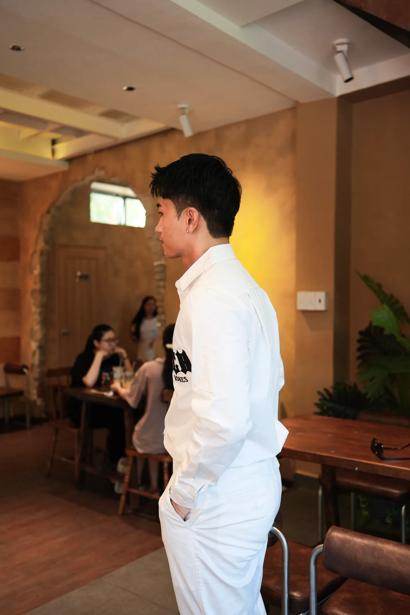 SA11 - Áo sơ mi nam dài tay họa tiết chữ phong cách Nhật Bản, chất cotton mềm mại, dáng rộng thoải mái - ảnh 4