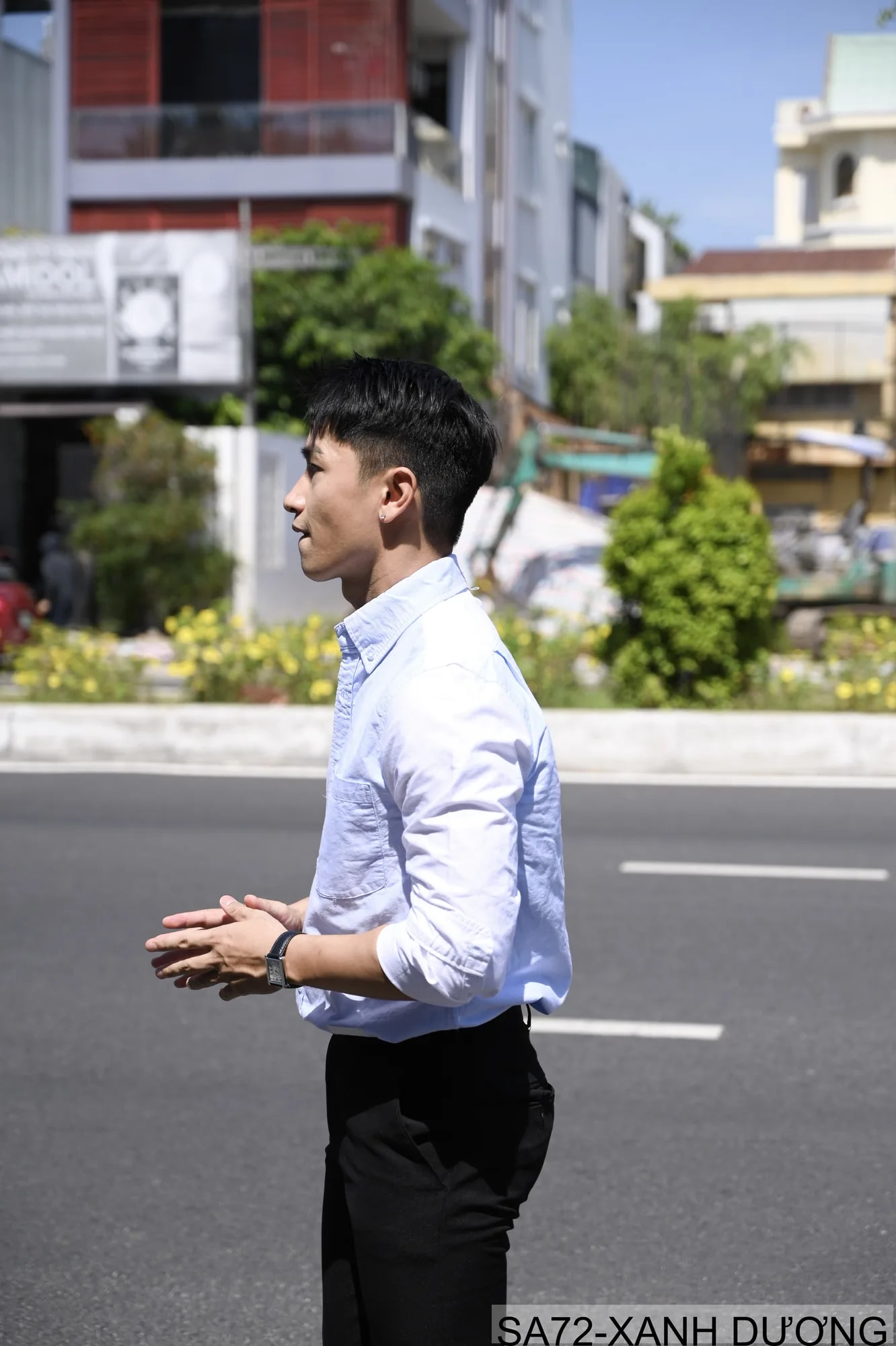 SA72 - Áo sơ mi dài tay phối màu xanh dương trắng phong cách Nhật, form rộng rãi, chất cotton mềm mại - ảnh 3