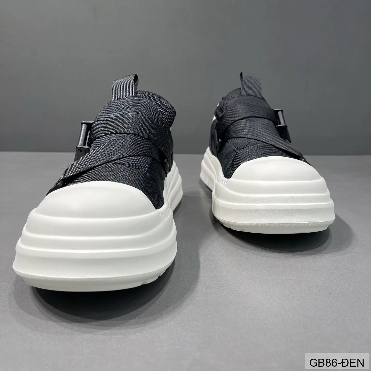 GB86 - Giày vải nam kiểu Hàn, đế dày êm, khóa cài tiện lợi, màu đen trơn, thời trang casual - ảnh 5