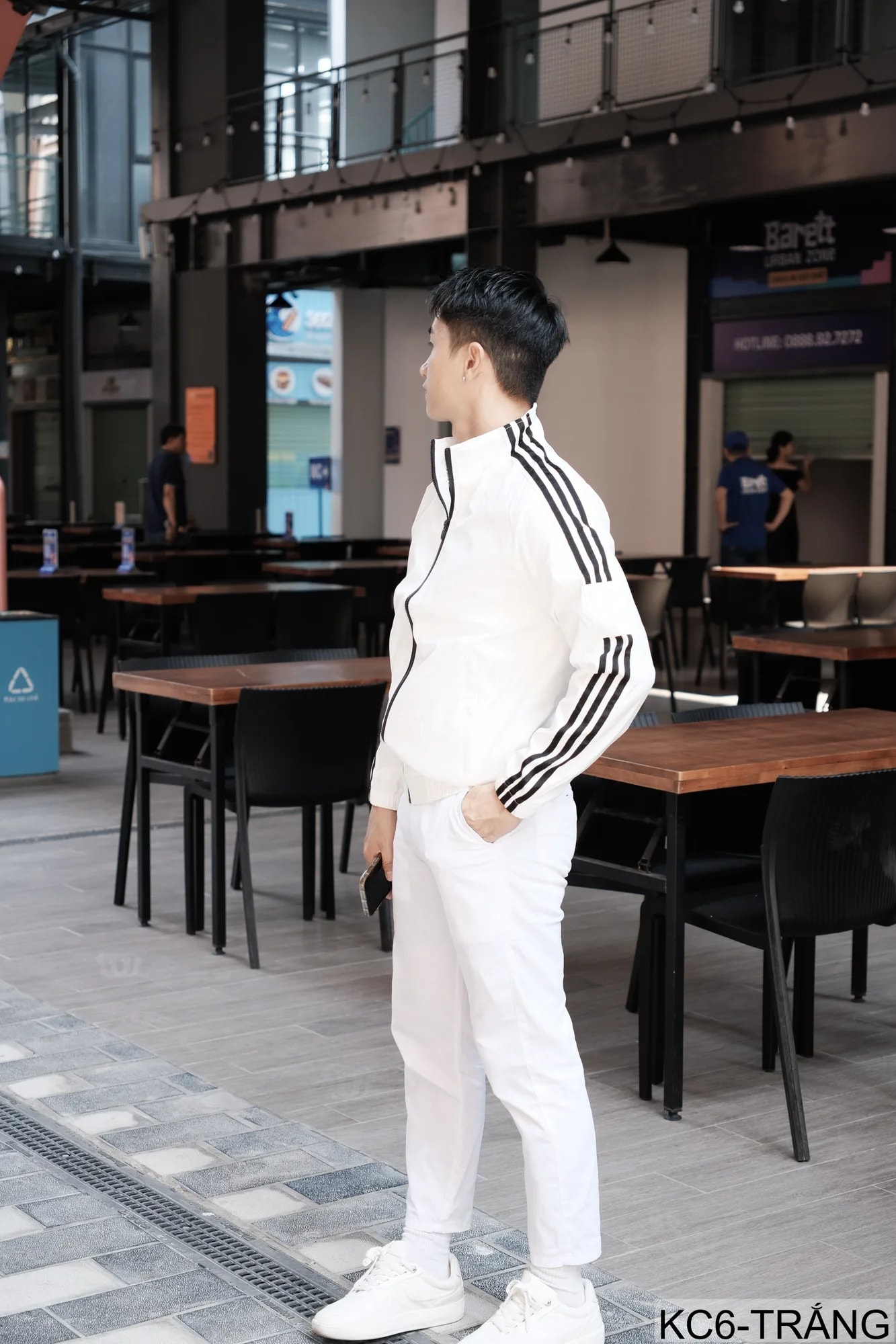 KC6 - Áo khoác nam thể thao cổ đứng tay dài chống mài mòn, thoáng khí, 3 màu trắng xanh lá đen - ảnh 9