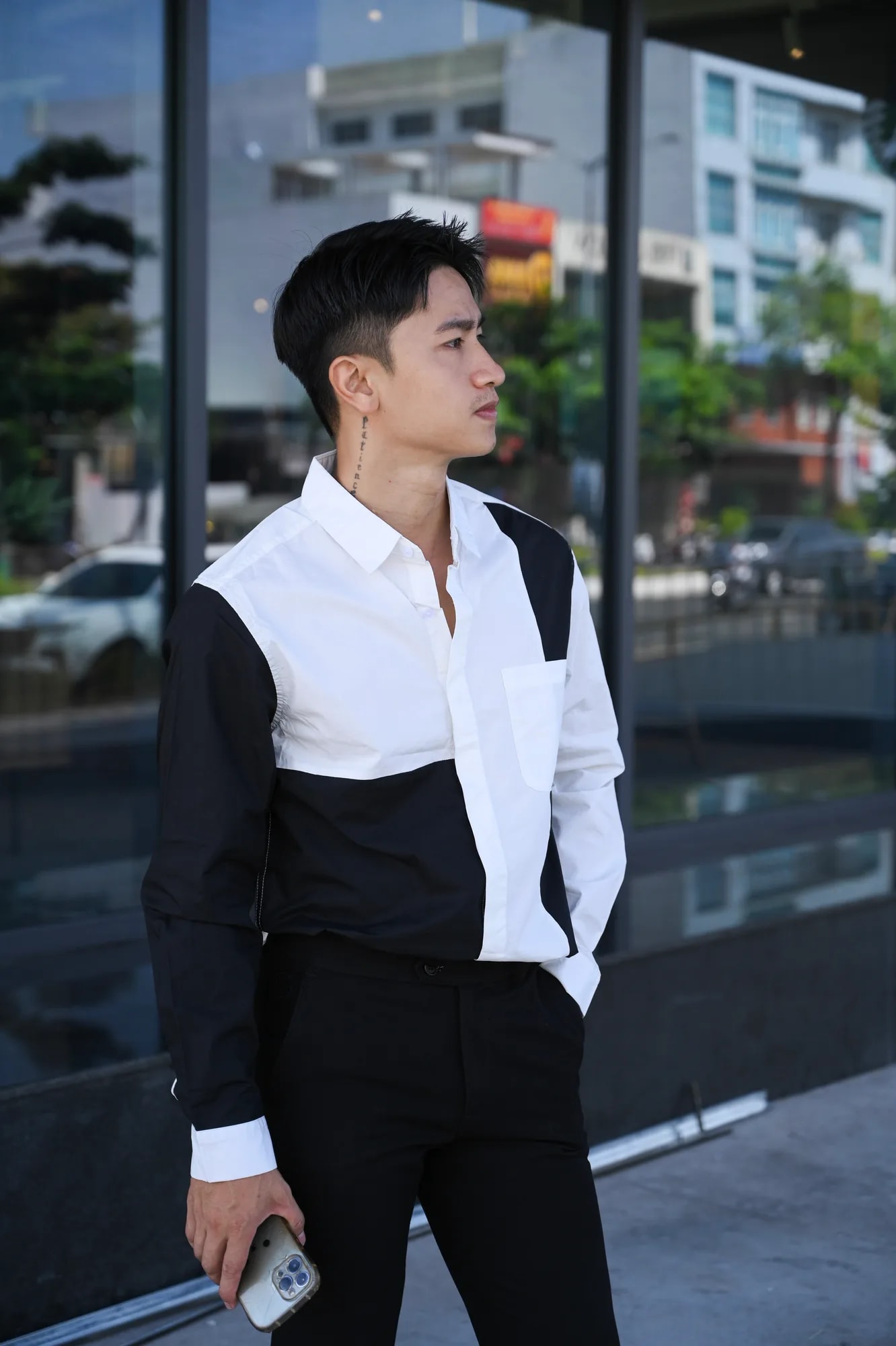 SA54 - Áo sơ mi nam phong cách Nhật Bản chắp vá trắng đen, tay dài, form rộng trẻ trung - ảnh 4