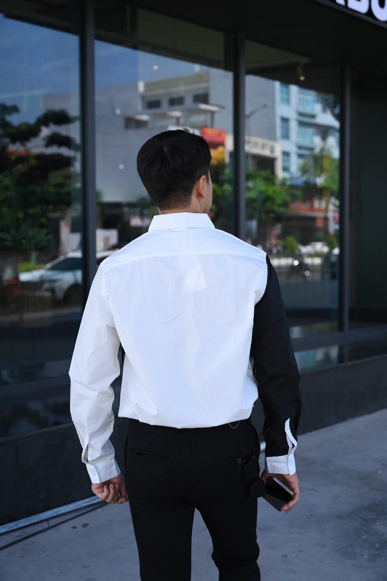 SA54 - Áo sơ mi nam phong cách Nhật Bản chắp vá trắng đen, tay dài, form rộng trẻ trung - ảnh 5