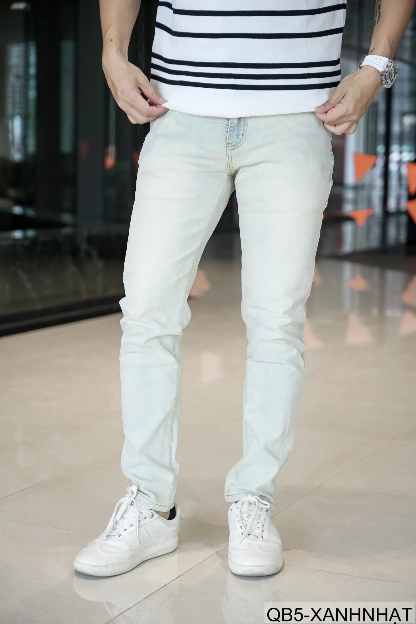 QB5 - Quần Jeans Nam Slim Fit Xanh Nhạt Phong Cách Streetwear, Chất Cotton Đàn Hồi, Mùa Xuân 2026 - ảnh 6