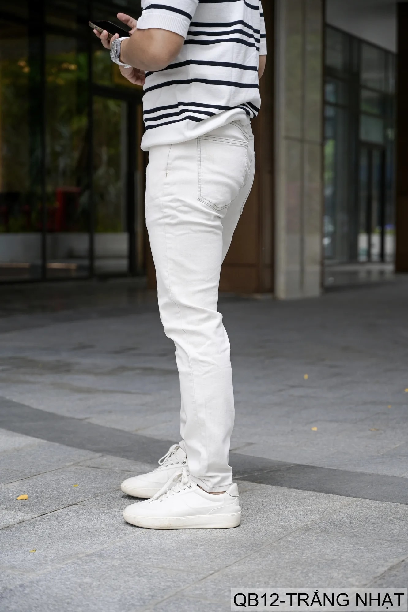 QB12 - Quần Jeans Nam Dáng Ôm Màu Trắng Nhạt Phong Cách Casual Co Giãn Thoải Mái - ảnh 4